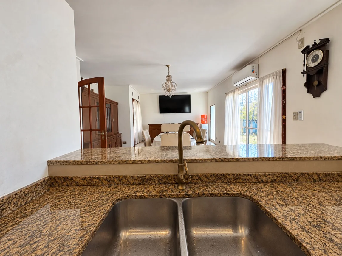 Casa de 6 ambientes en venta en La Plata, 37 E/ 29 y 30 1700, foto 5