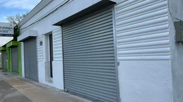 Se alquila local comercial en Av. Roosevelt, Pando