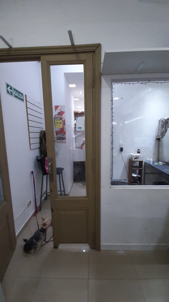 Foto 3 — ALQUILER local zona comercial en RECOLETA