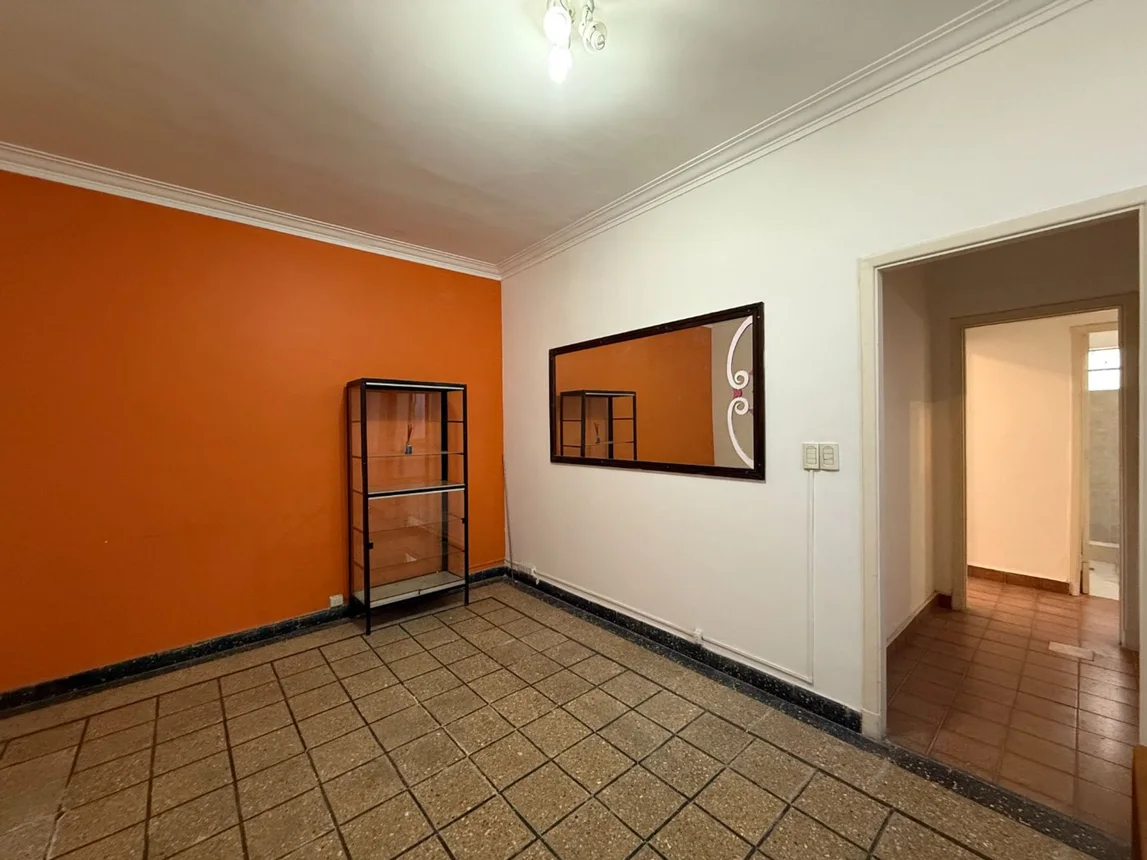 PH de 3 ambientes en venta en Lomas de Zamora, Avenida Hipólito Yrigoyen 8500