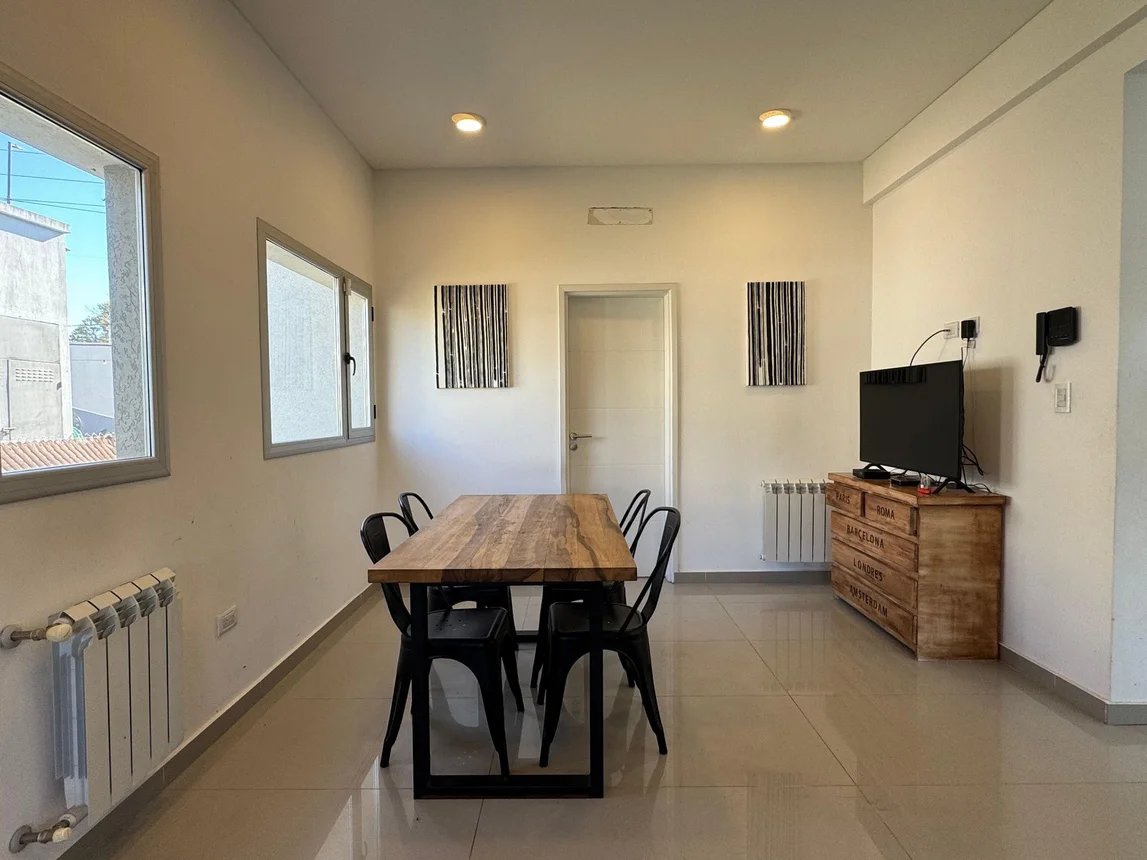 Casa de 5 ambientes en venta en Berazategui, Avenida Florencio Varela y Calle 151 200, foto 5