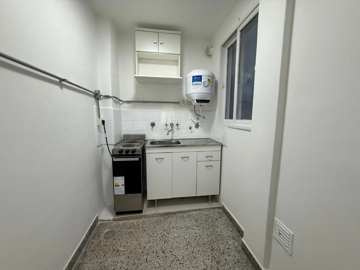 Monoambiente en alquiler en San Cristóbal, General Urquiza 1100, foto 5