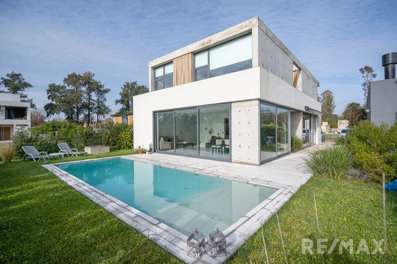 Casa en venta en San Miguel, Las Heras 3600