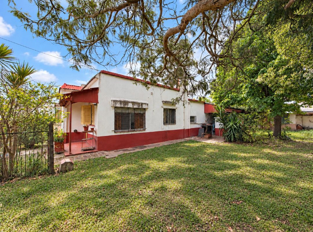 Casa 3 ambientes Venta L. Guillon Doble lote 20x30