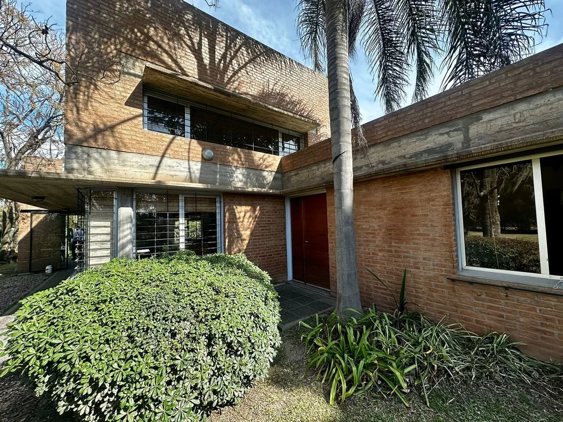 Casa de 5 ambientes en venta en Funes, Tomás de la Torre 2800, foto 3