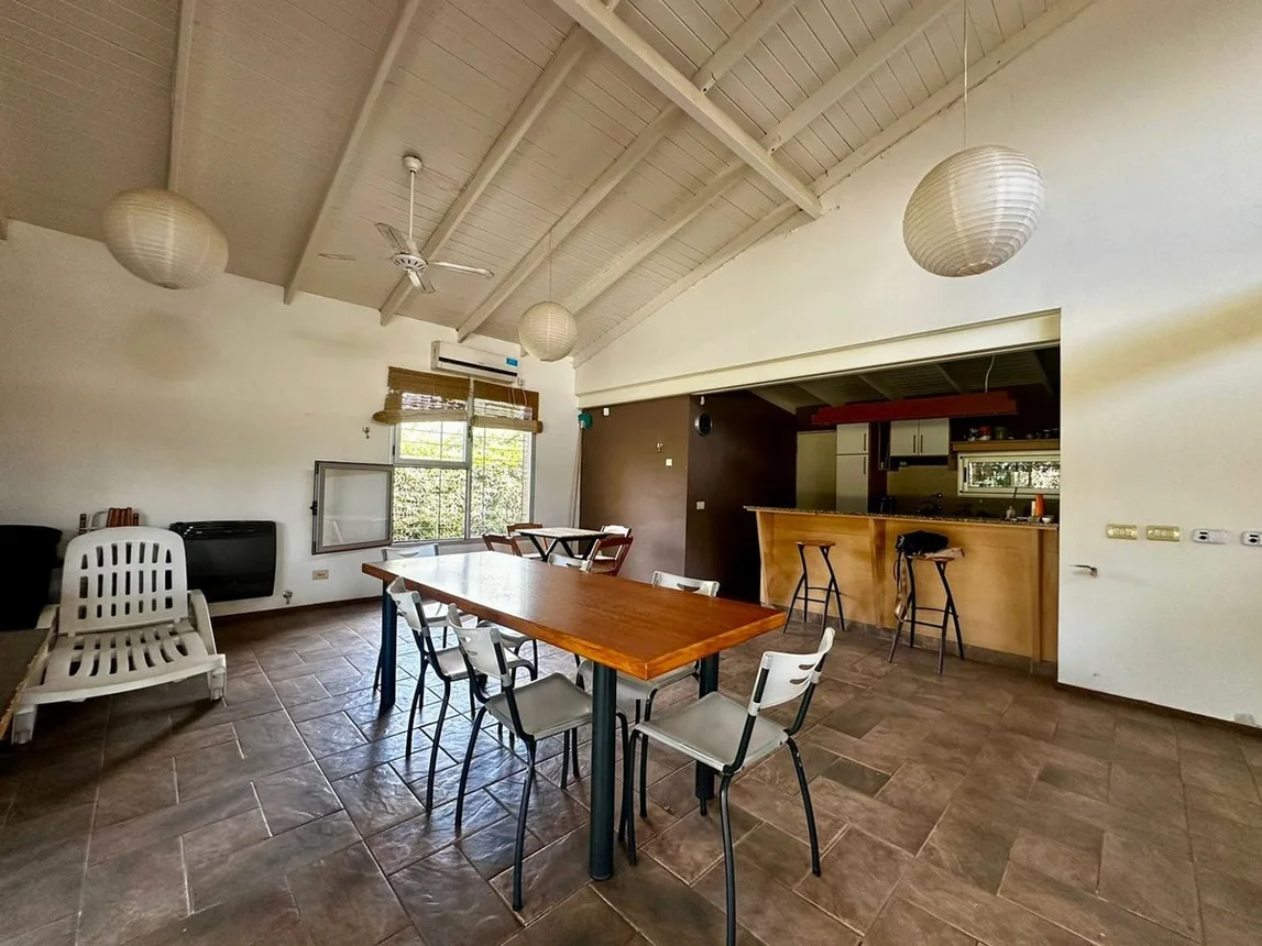 Casa de 5 ambientes en venta en Funes, Tomás de la Torre 2800, foto 4