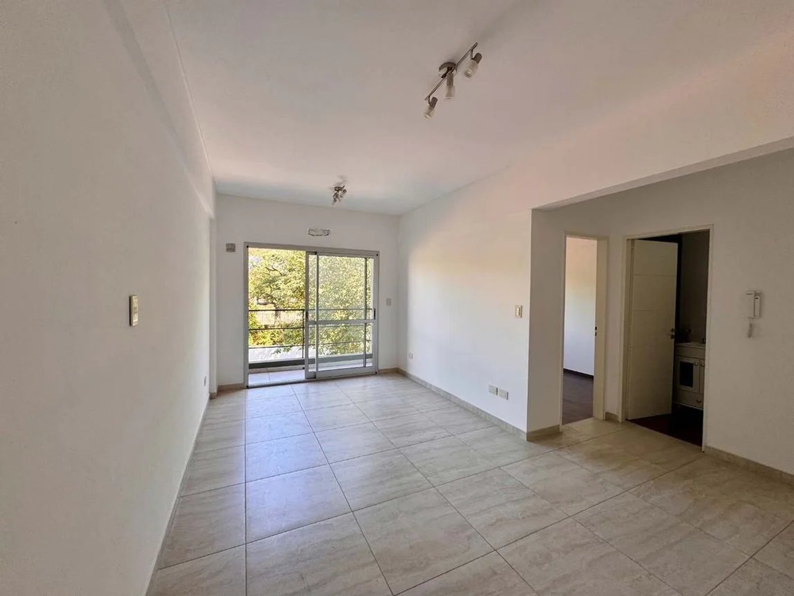 Departamento de 2 ambientes en venta en Banfield, Alsina 1600, foto 3