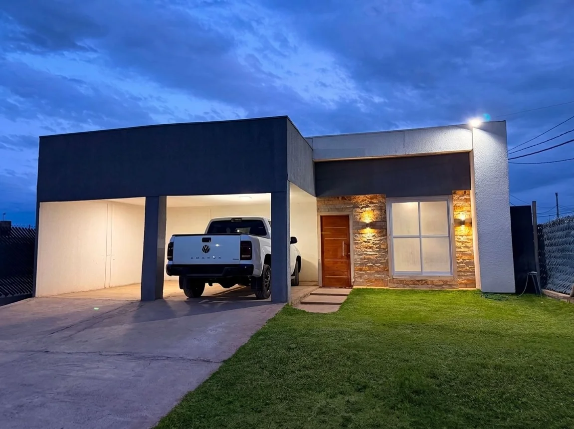 Casa de 4 ambientes en venta en Guaymallén, Calle Antonelli 3000