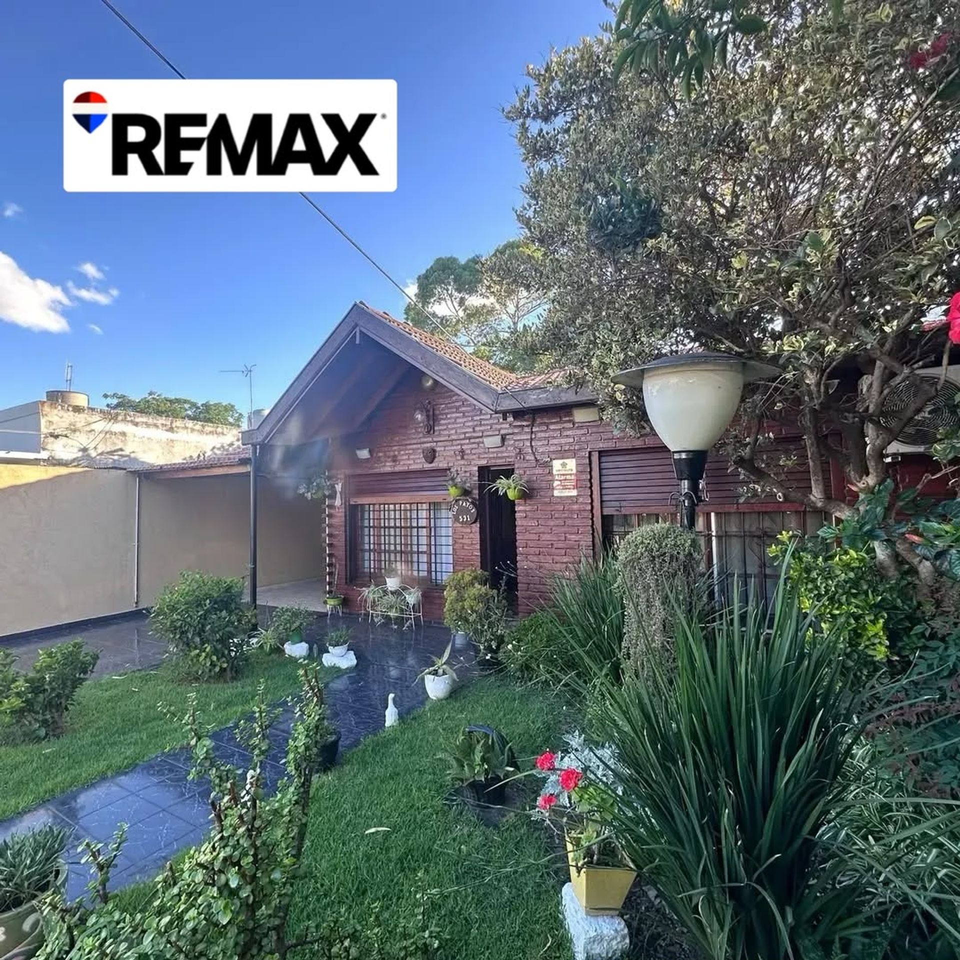 CASA 5 AMBIENTES IMPECABLE MERLO MULTIFAMILIAR