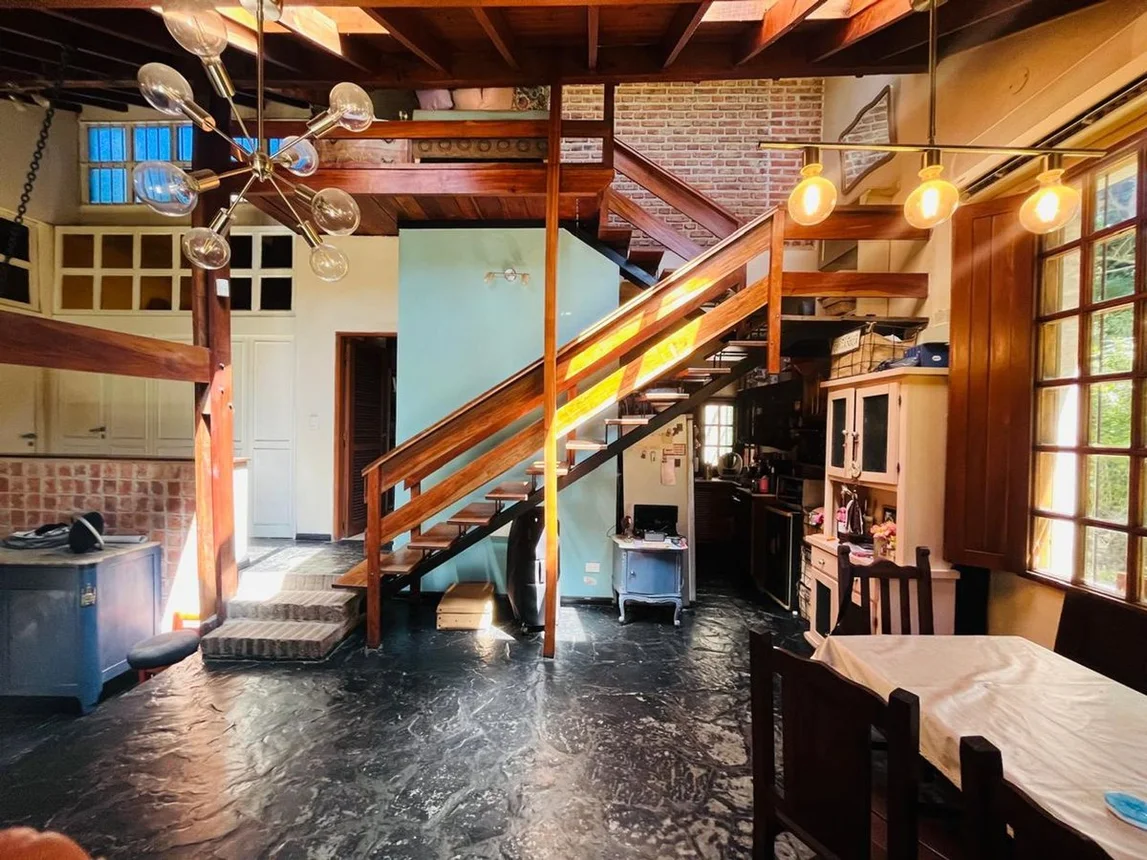 Casa de 4 ambientes en venta en Pinamar, Comodoro Urtubey 2300, foto 2