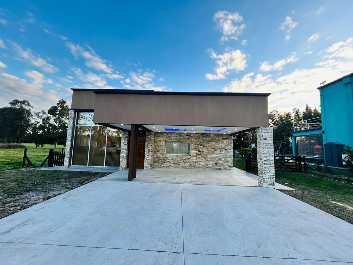 Casa en venta en La Plata, foto 3