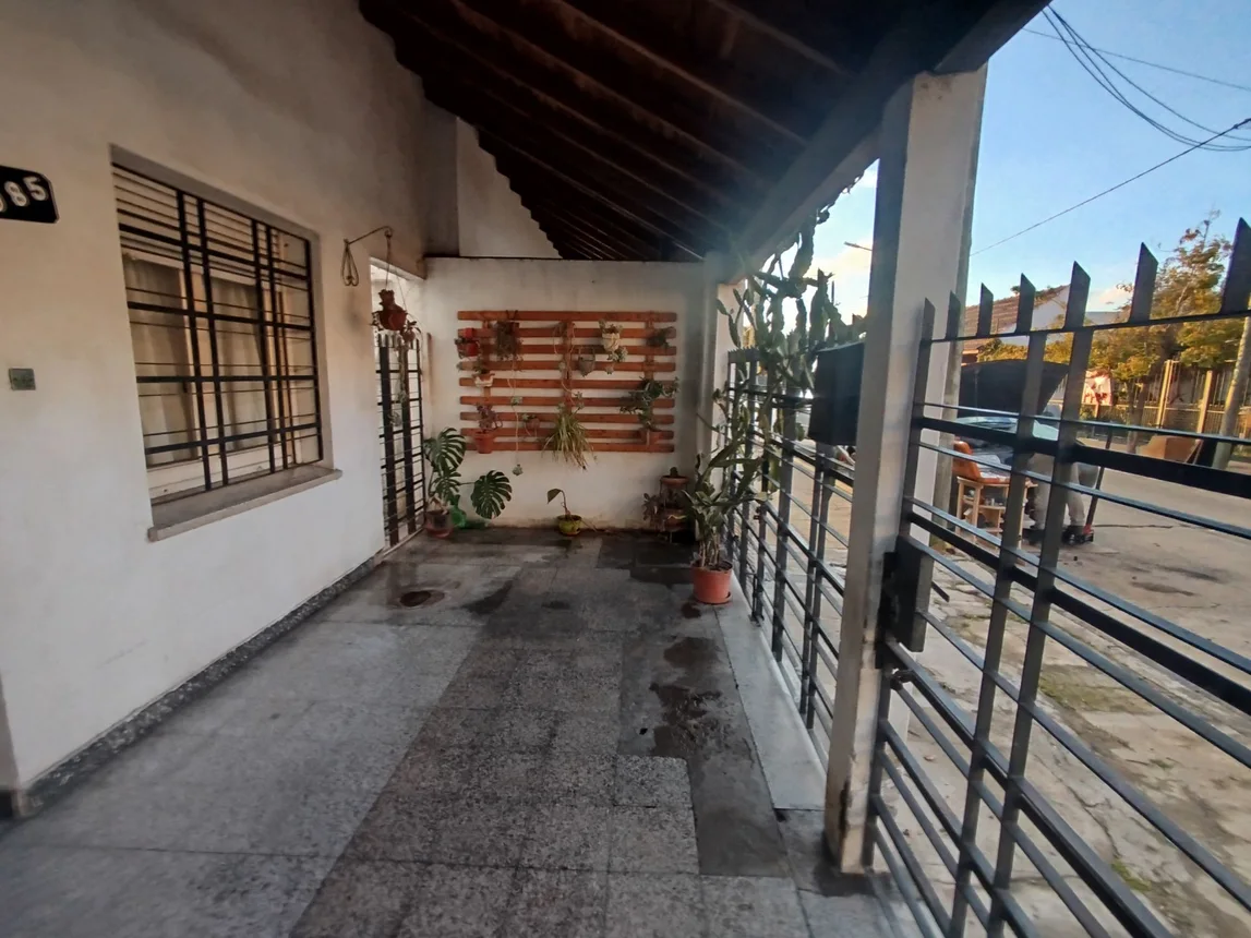 Casa en venta en Temperley
