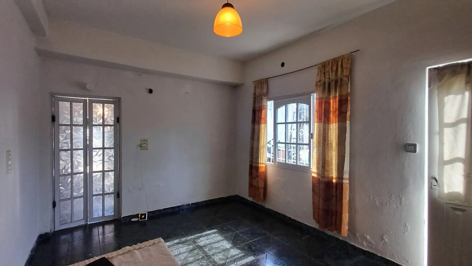 Casa en venta en Banfield, foto 5
