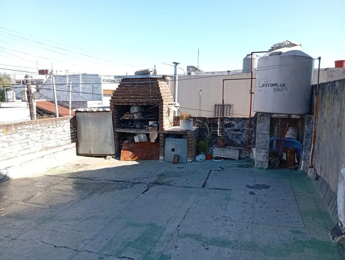PH de 3 ambientes en venta en Lomas del Mirador, Balcarce 2000, foto 3
