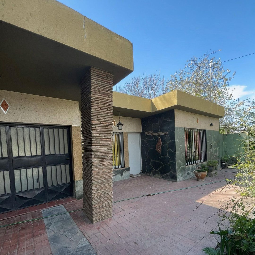 Venta de casa en el corazón de Lunlunta , Maipú