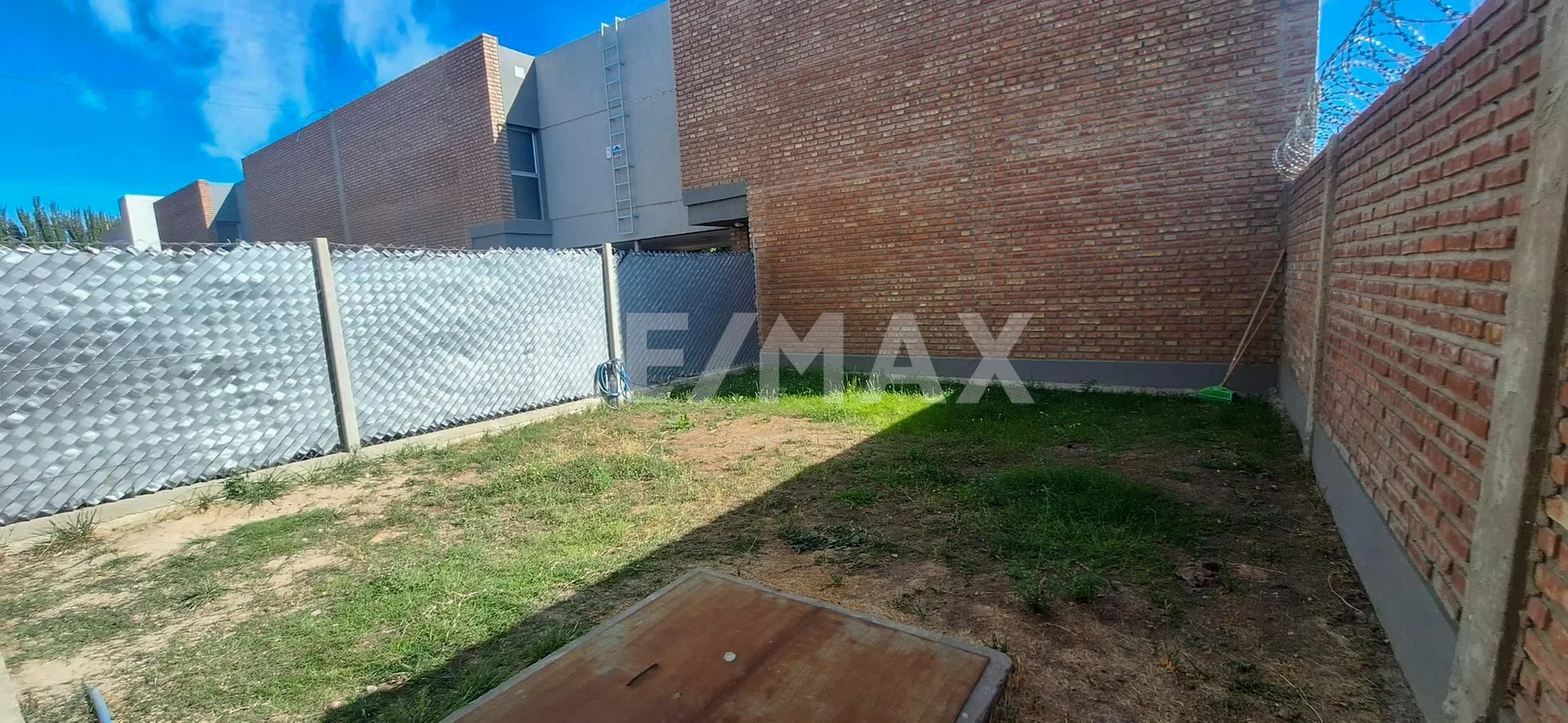 PH de 4 ambientes en venta en Neuquén, Alférez Eliseo Boerr 3300, foto 3