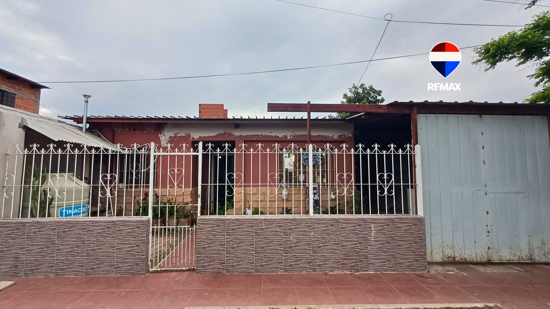 CASA EN VENTA 3 DORM ZONA SUR DUEÑO FINANCIA - foto 1