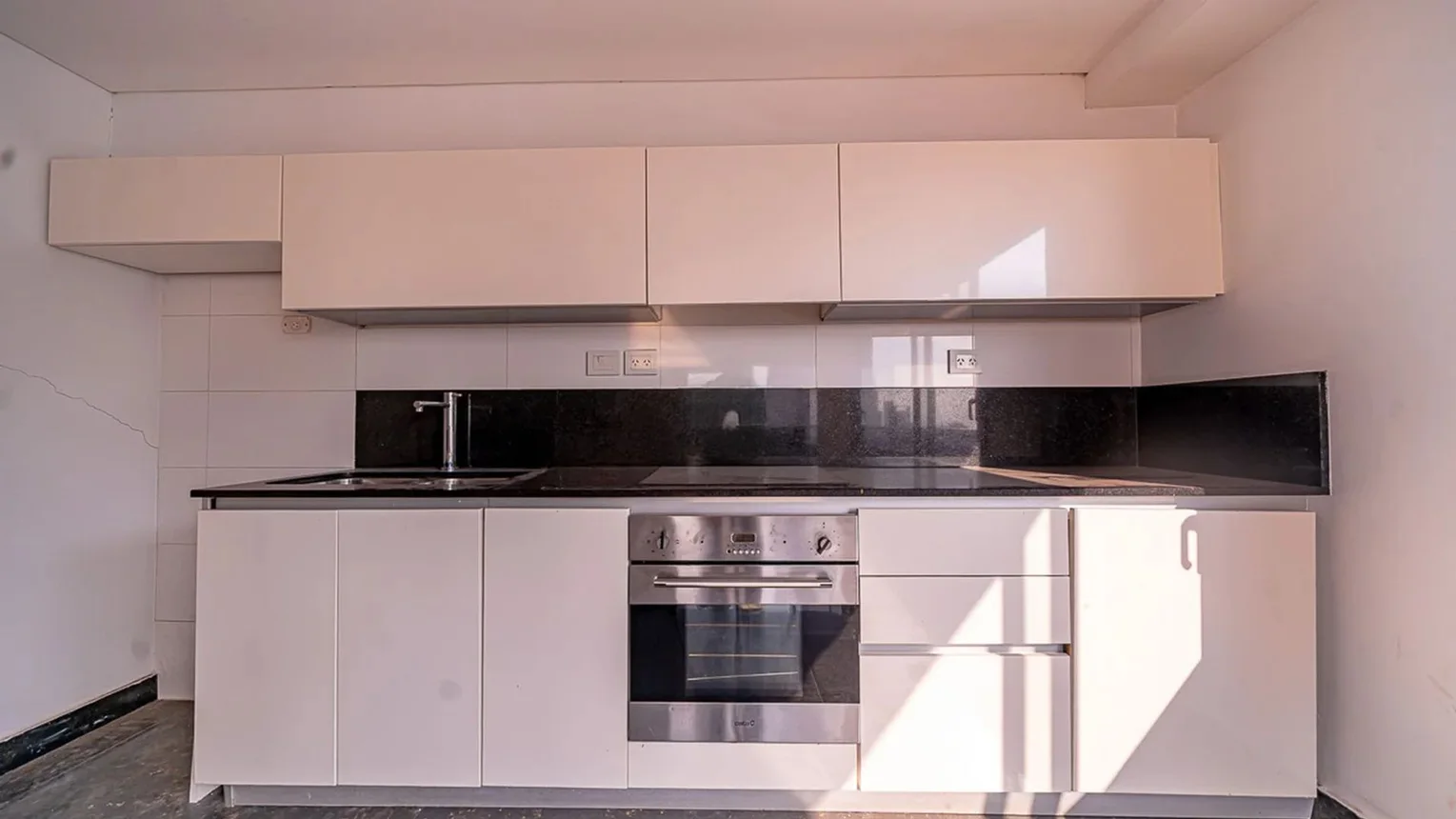 Dúplex de 4 ambientes en venta en Puerto Madero, Lola Mora 400, foto 4
