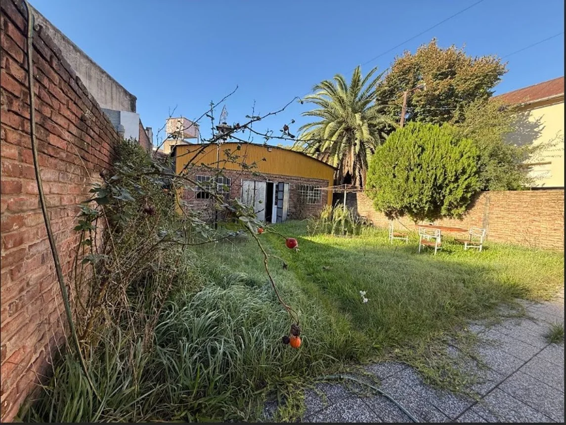 Casa en venta en Adrogué, foto 3