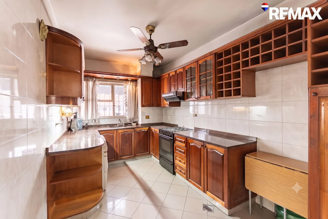 Piso en venta en Almagro, foto 2