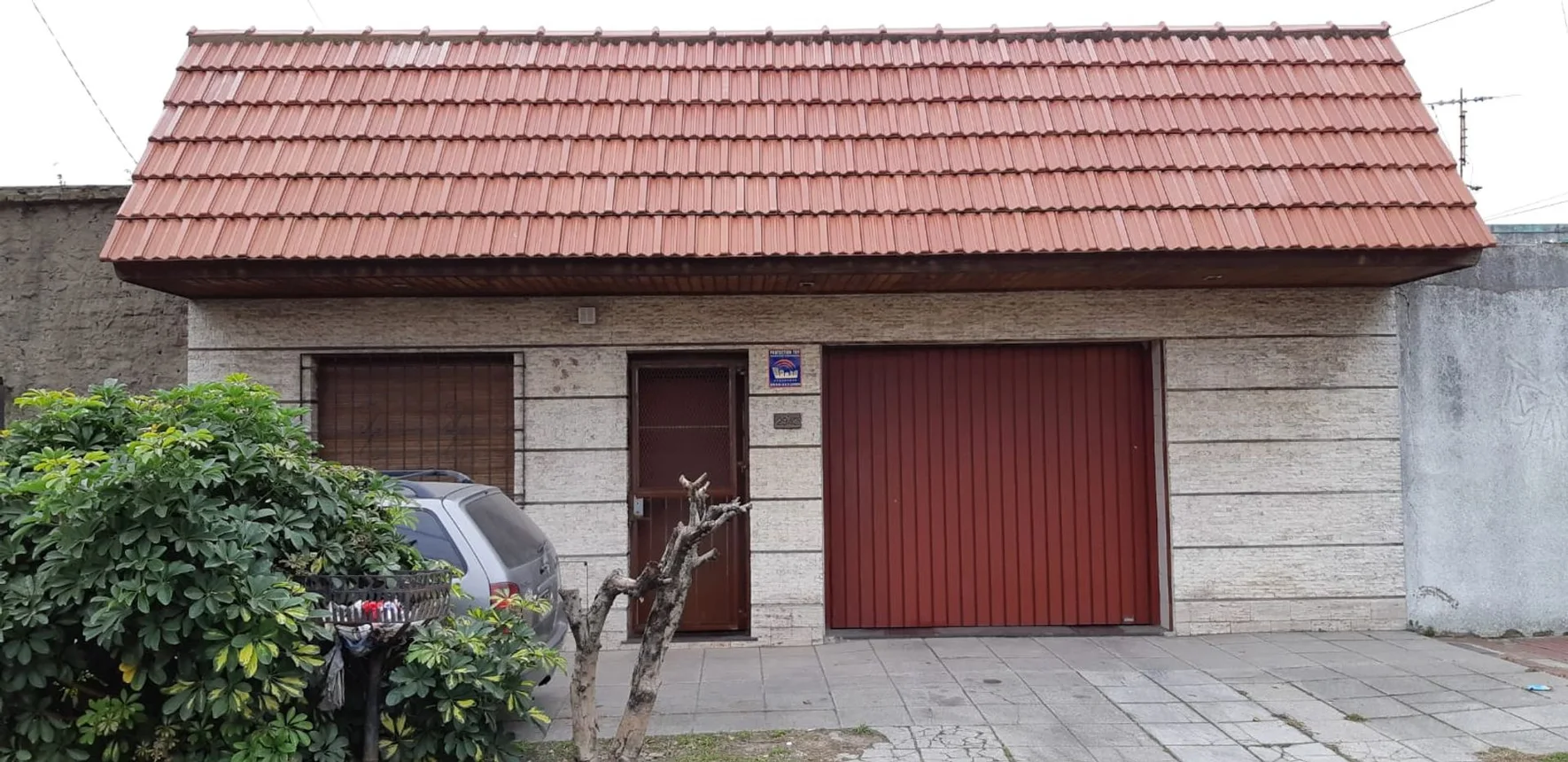 Casa en venta en Sarandí, foto 2