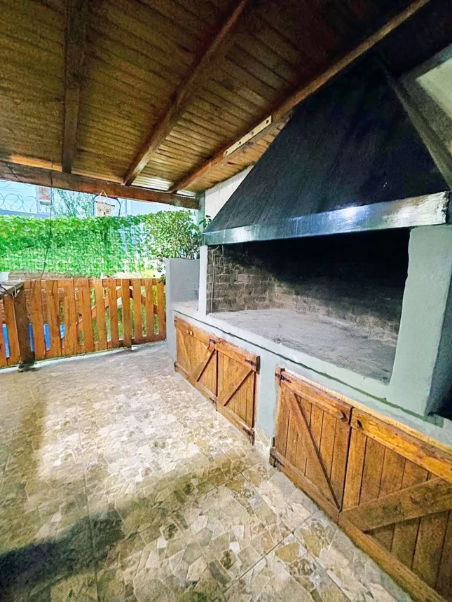 Casa de 5 ambientes en venta en Guaymallén, Lamadrid 600, foto 5