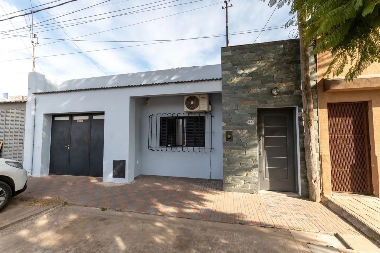 Casa familiar con quincho, foto 1
