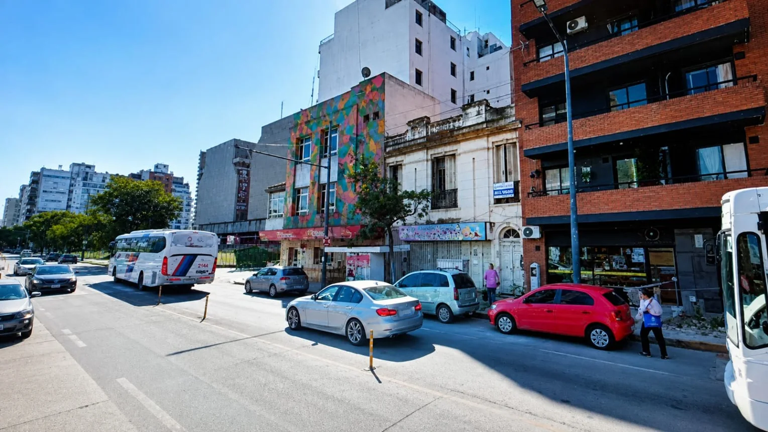 Venta casa a reciclar/demoler - av.colon 1188- cba, foto 3