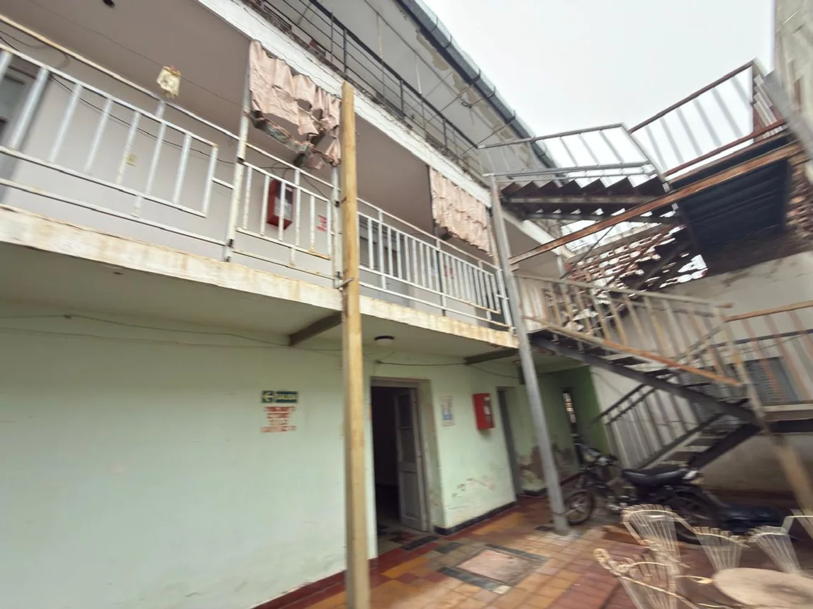 Venta inmueble en block barrio general bustos, foto 2