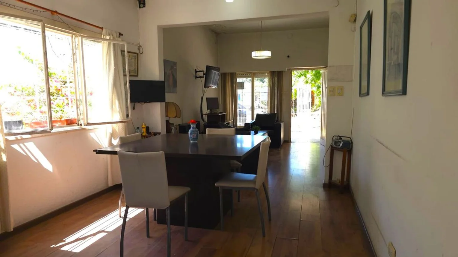 Venta- casa 4 amb. c/cochera- ituzaingo, foto 2