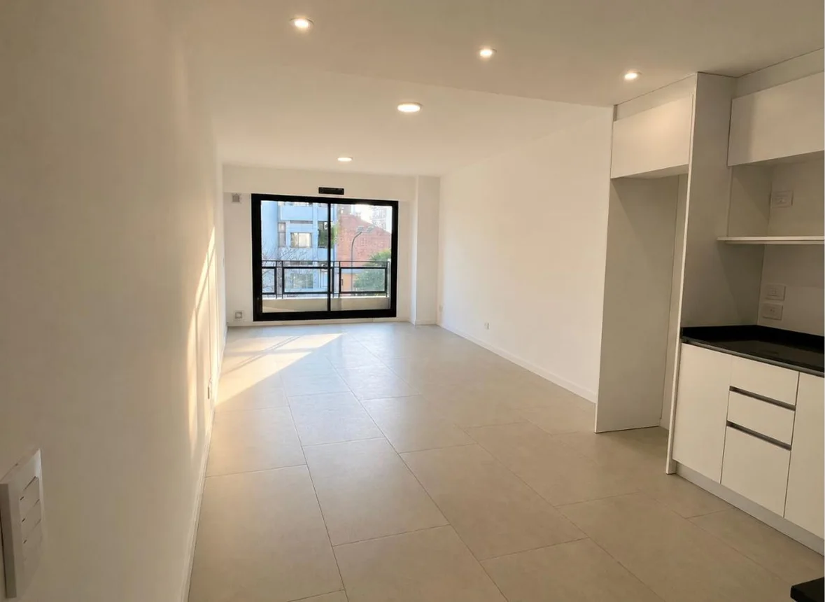 Monoambiente en alquiler en Flores, Avenida Avellaneda 2300, foto 3