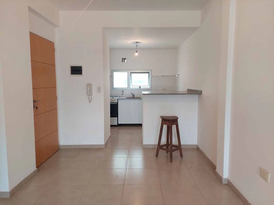 Monoambiente en venta en La Plata, 10 Entre 59 y 60 1300