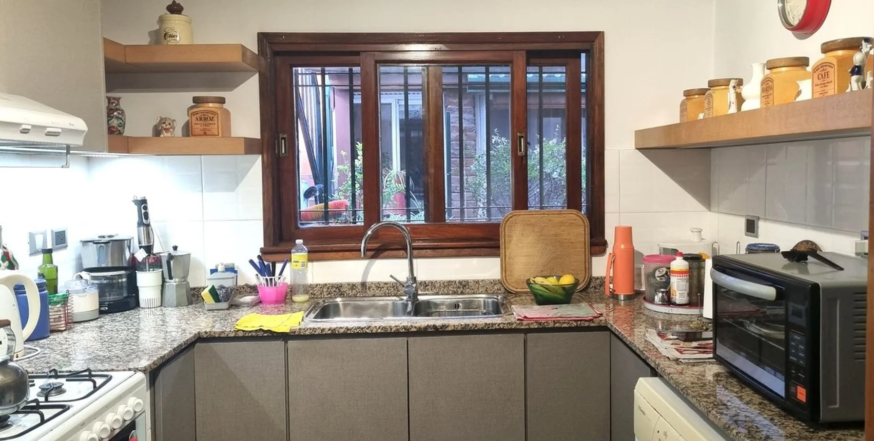 Casa de 7 ambientes en venta en Wilde, Emilio Zola 6300, foto 4