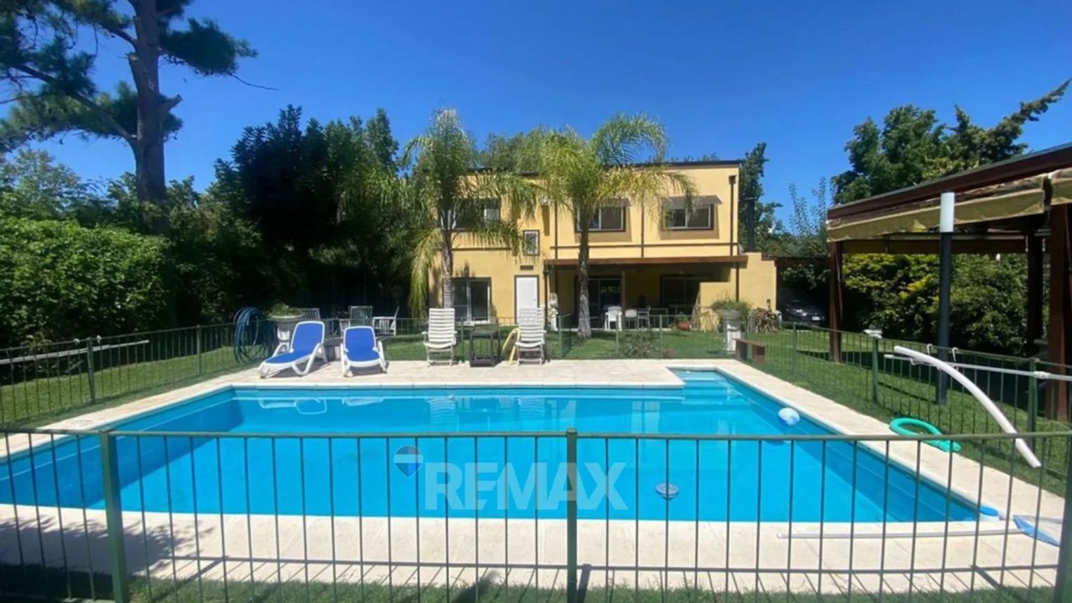 Casa en venta en Pilar