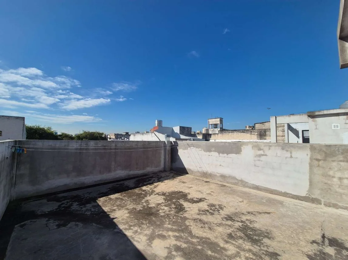 PH de 2 ambientes en venta en Liniers, Patrón 7300, foto 2
