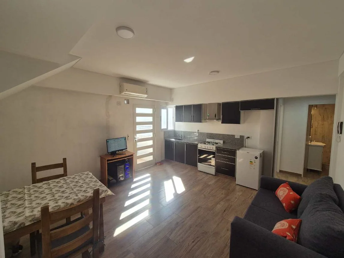 PH de 2 ambientes en venta en Liniers, Patrón 7300, foto 3