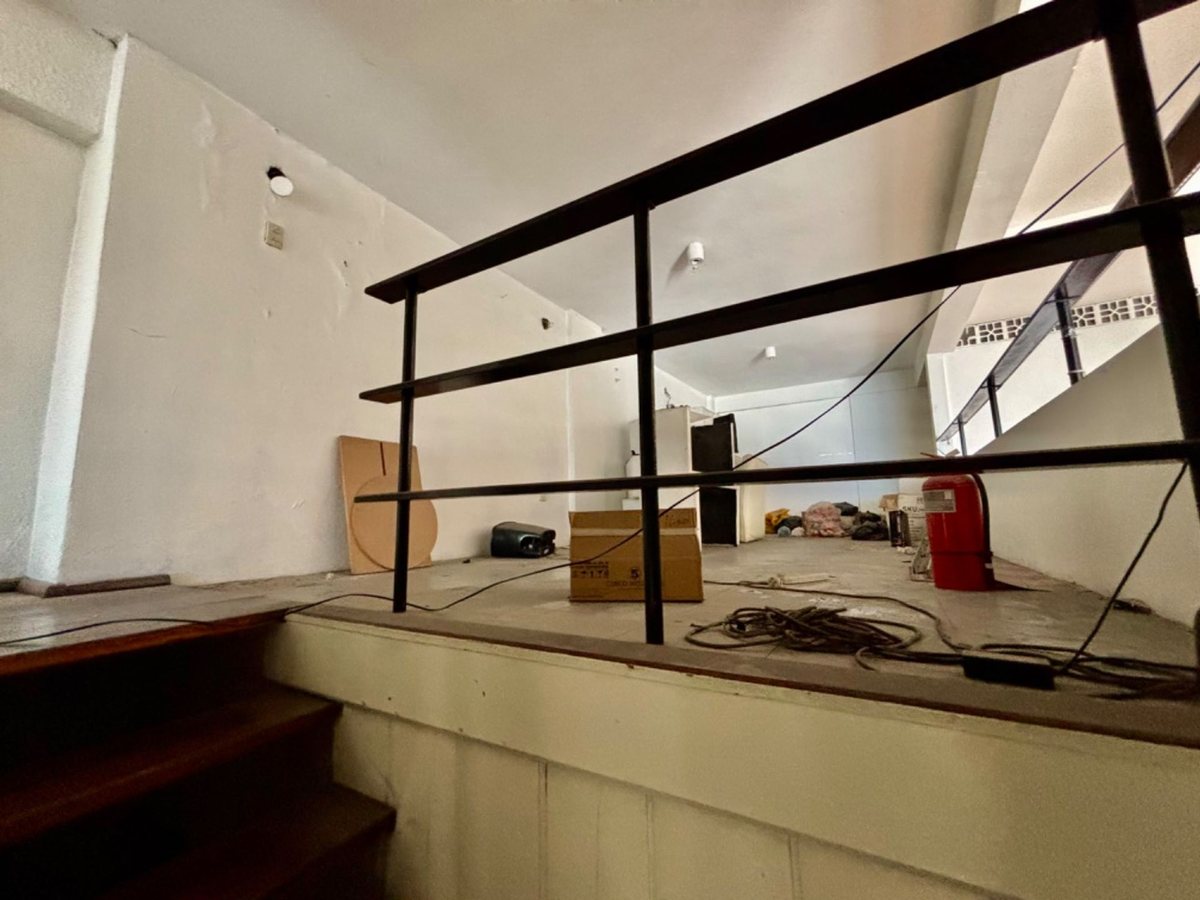 Foto 30 — VENTA LOCAL COMERCIAL DEPOSITO MORON