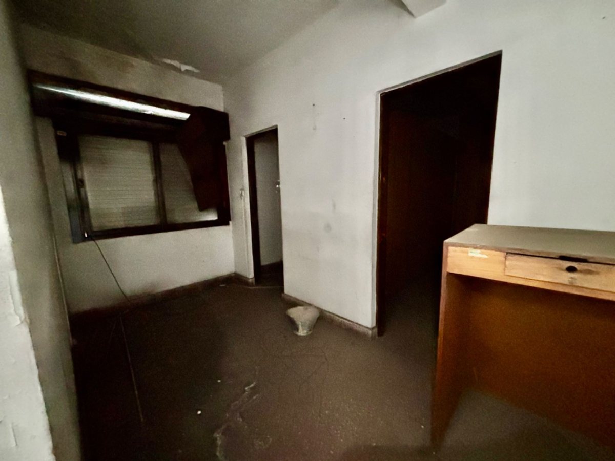 Foto 33 — VENTA LOCAL COMERCIAL DEPOSITO MORON