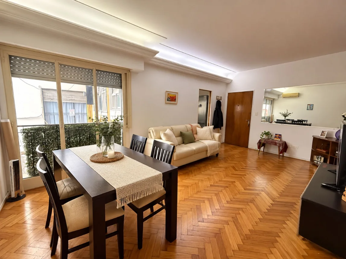 Departamento de 2 ambientes en venta en Almagro, Avenida Rivadavia 3900
