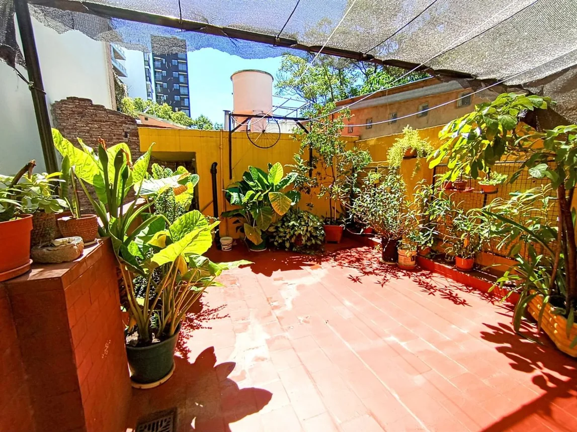 Casa de 5 ambientes en venta en Villa Urquiza, Andonaegui 2400