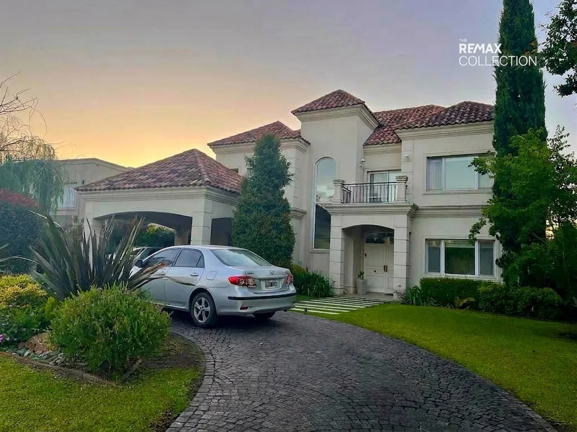 Casa en venta en Pilar, foto 2