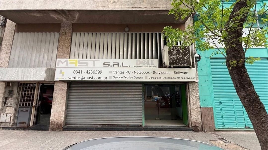 LOCAL COMERCIAL EN ALQUILER AMPLIA VIDRIERA ABASTO