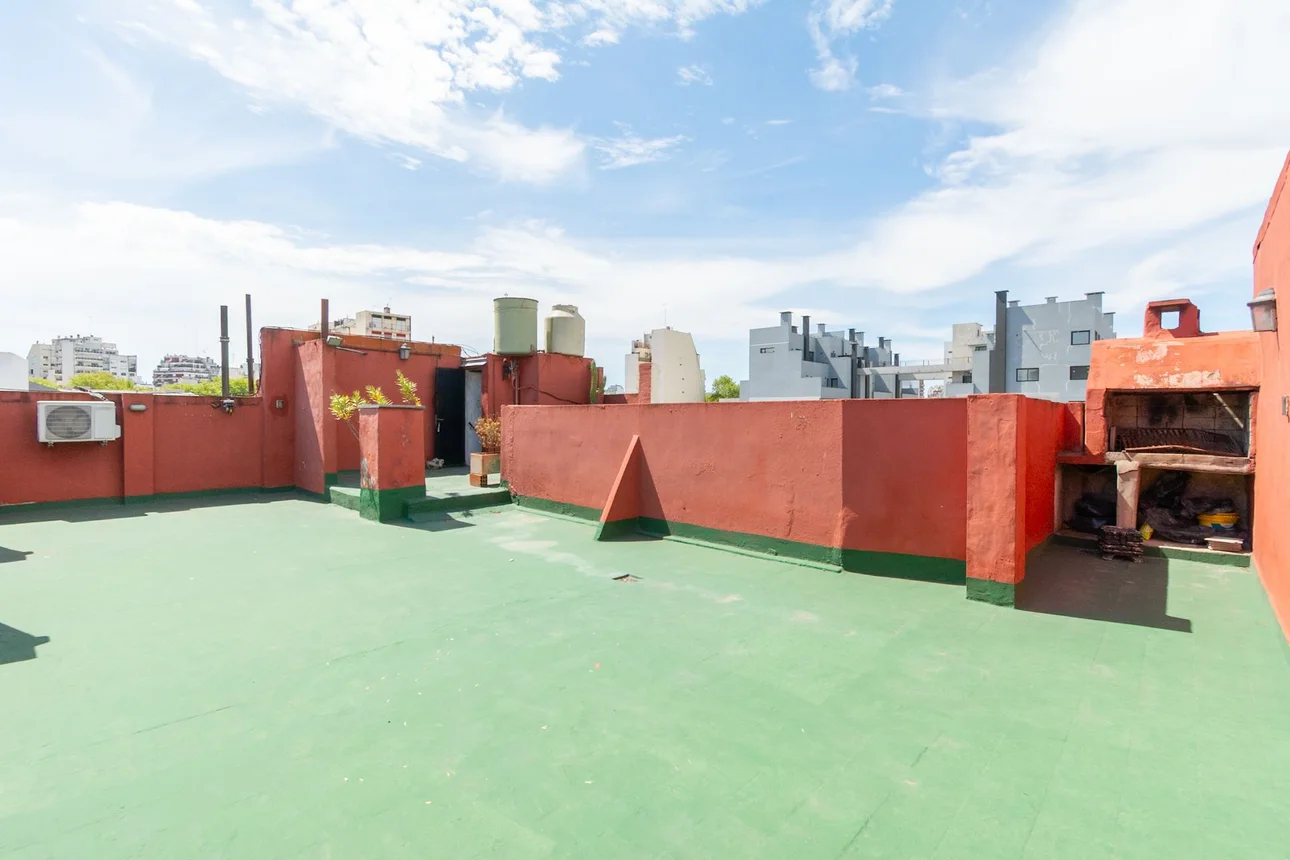 Depto 4 ambientes + terraza en venta av. belgrano, foto 2