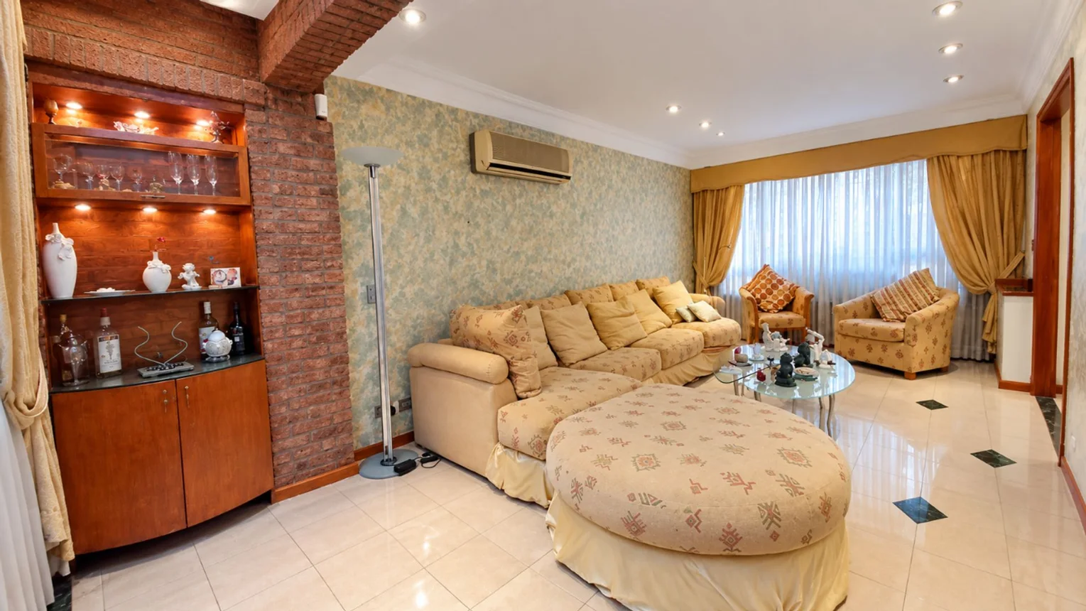 Casa de 5 ambientes en venta en Valentín Alsina, Alfredo Lorenzo Palacios 2900, foto 4