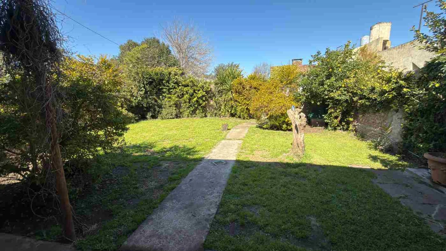 Casa de 4 ambientes en venta en Banfield, Marcos Grigera 1400, foto 3
