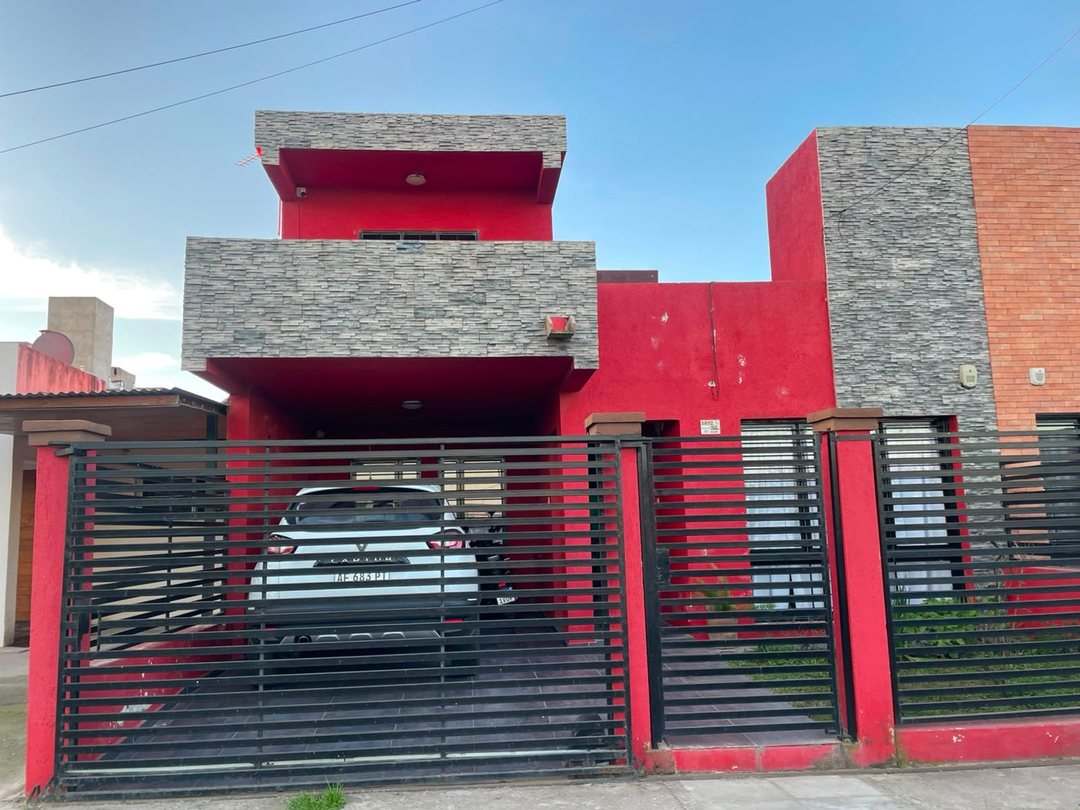 VENTA DUPLEX 3 DORMITORIOS CARRARA DE HORIZONTE
