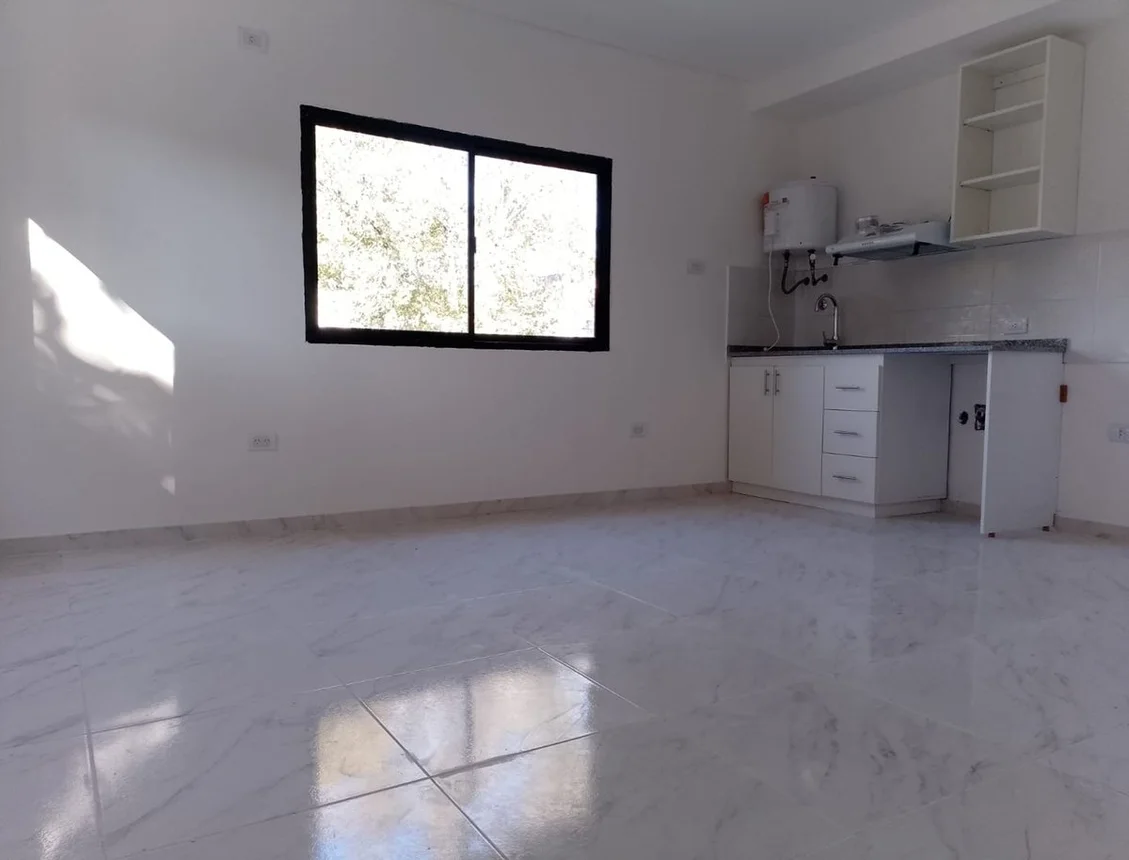 Monoambiente en alquiler en Lomas de Zamora, Olazábal 100