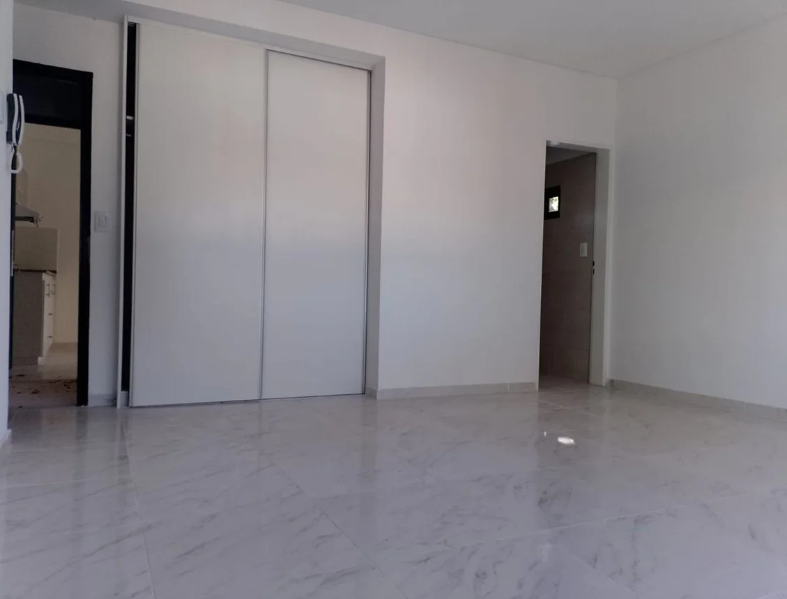 Monoambiente en alquiler en Lomas de Zamora, Olazábal 100, foto 4