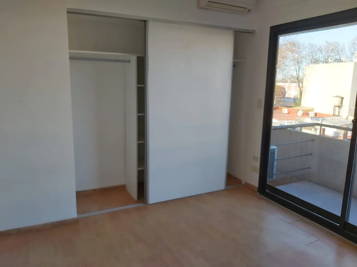 Departamento en venta en Bernal Este, foto 5
