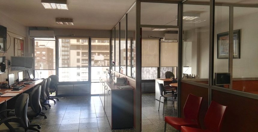 OFICINA + COCHERA VENTA MICROCENTRO